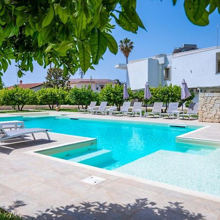 Villa Venera Fontane Bianche Charme Apartments Eksteriør billede