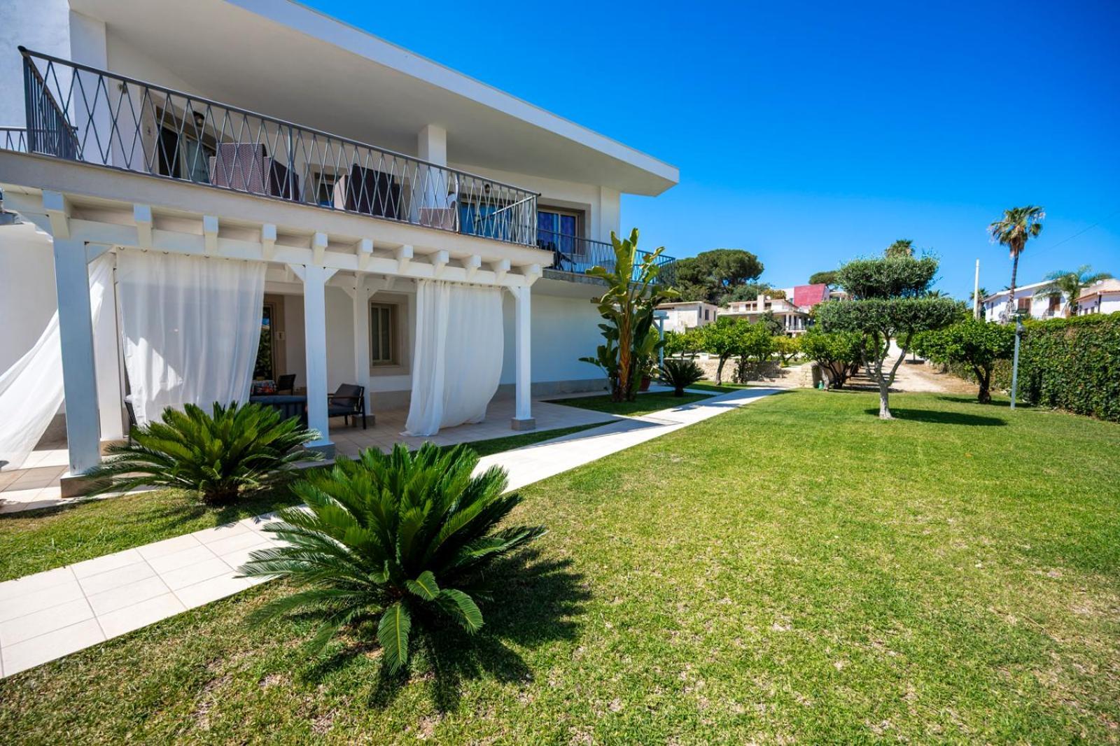 Villa Venera Fontane Bianche Charme Apartments Eksteriør billede