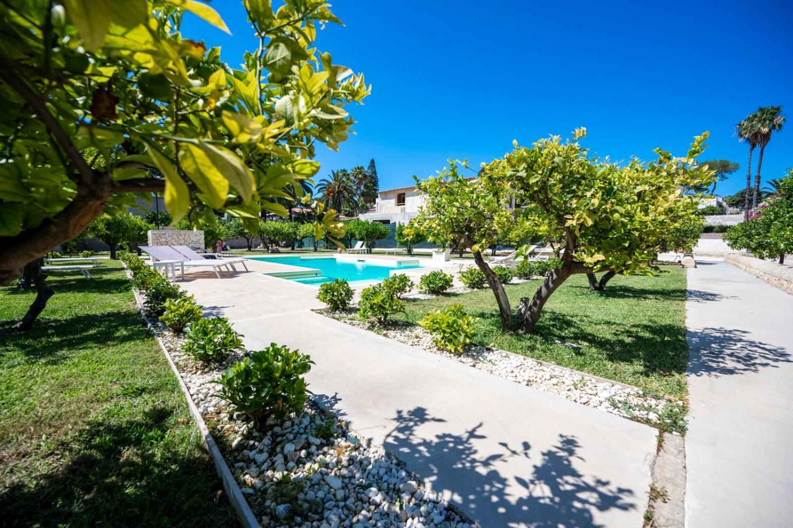 Villa Venera Fontane Bianche Charme Apartments Eksteriør billede