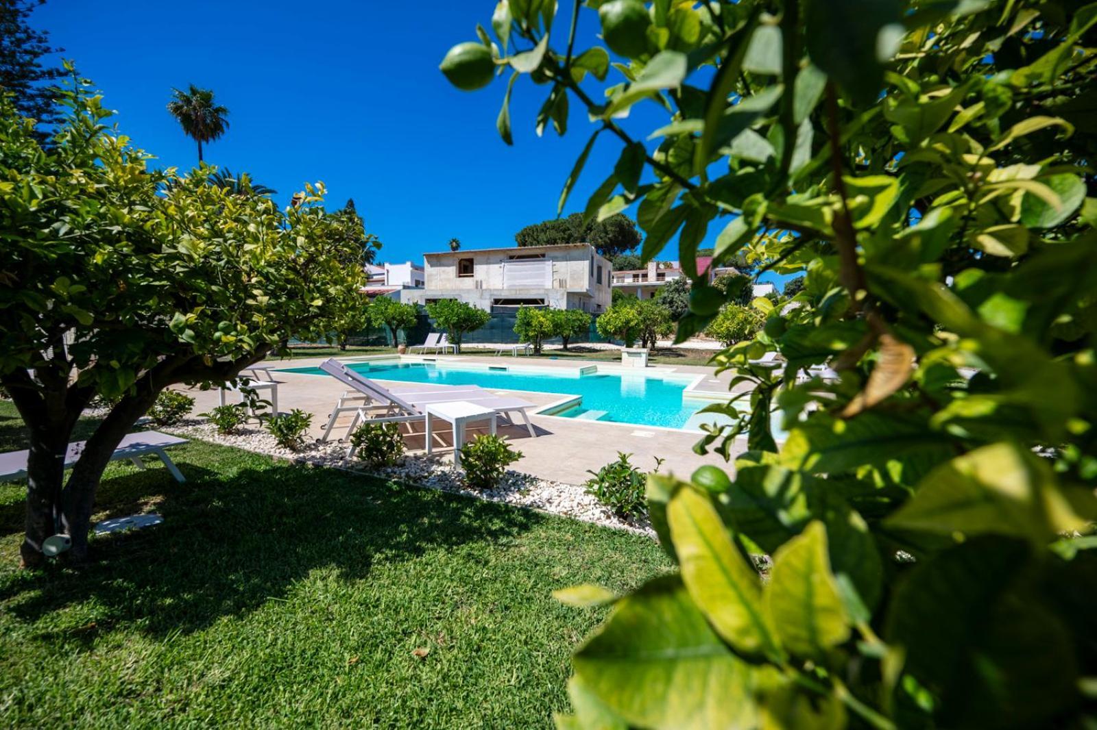 Villa Venera Fontane Bianche Charme Apartments Eksteriør billede